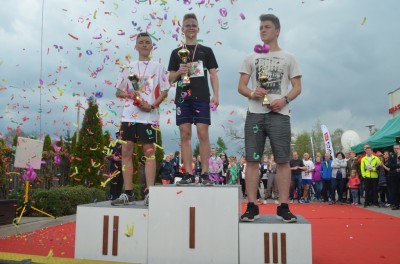 Prawie 800 osób uczciło na sportowo święto 3 Maja w Kobierzycach - 27
