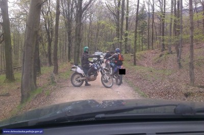 Quady i motocykle w dolnośląskich lasach: Mandaty dla Niemc&oacute;w