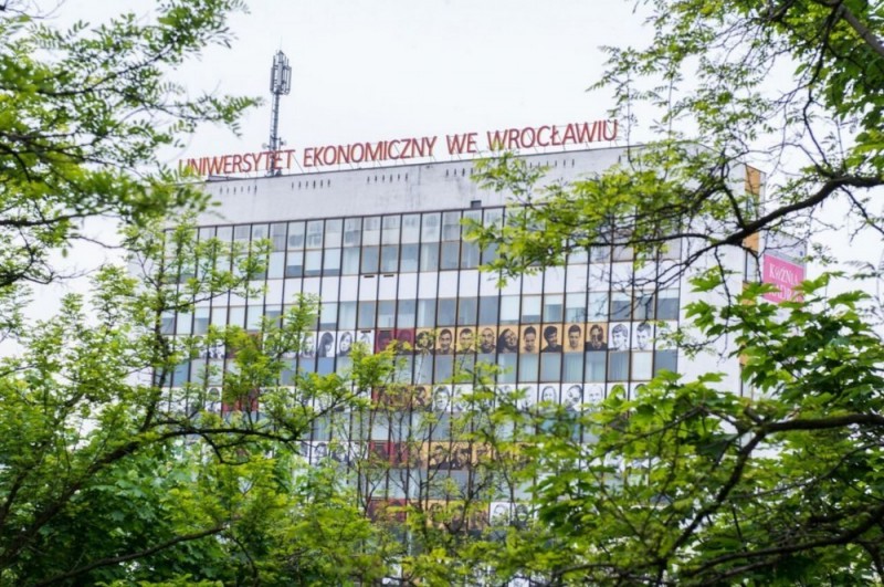 Rusza remont "Żyletki" na Uniwersytecie Ekonomicznym we Wrocławiu - 