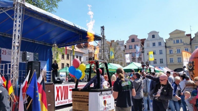 Targi Turystyczne Tourtec: Około 100 wystawców na jeleniogórskim rynku - 