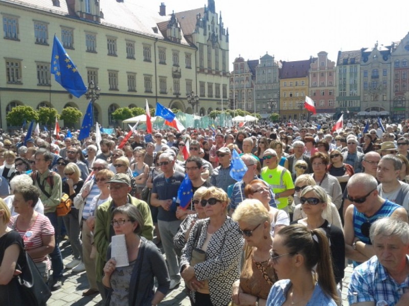 Jesteśmy i będziemy w Europie - manifestacja KOD (ZOBACZ) - fot. Lena Gałecka