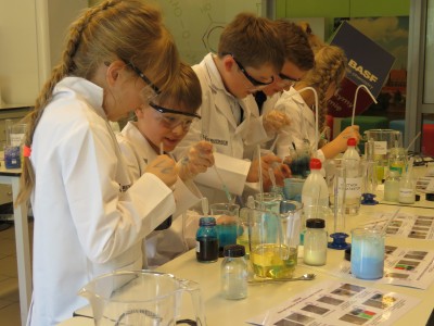 Humanitarium - laboratorium chemiczne - 2