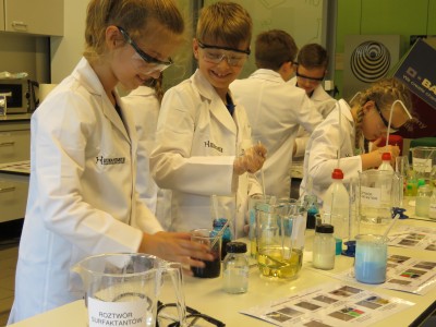 Humanitarium - laboratorium chemiczne - 4
