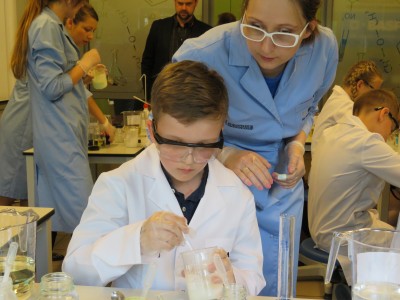 Humanitarium - laboratorium chemiczne - 0