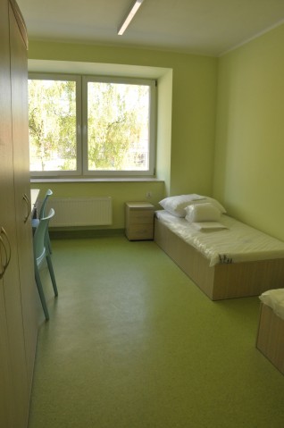 Wałbrzych: Otwarto internat dla uczniów szkół ponadgimnazjalnych (FOTO) - 0