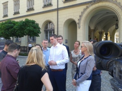 Jeden wspólny cel: "Odwołać Dutkiewicza" - 4
