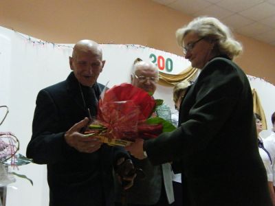 "Najlepszy jest bimber". Stulatek ze Świebodzic opowiada o sobie (Posłuchaj) - 0