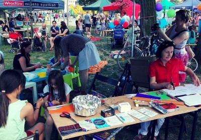 Dzień Dziadk&oacute;w &ndash; międzypokoleniowy piknik na Wyspie Słodowej