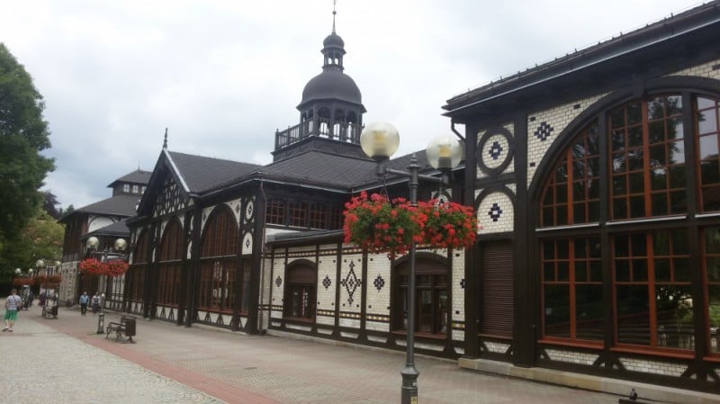 Odnawiają dumę Szczawna – Zdroju! - Fot: Michał Wyszowski