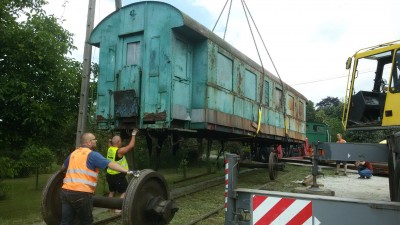 To jest pasja! Zabytkowy wagon ściągneli aż spod Ukrainy [FILM] - 3