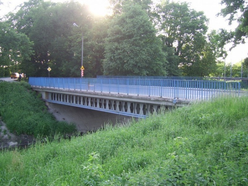 Drogowy koszmar na Oporowie - most w remoncie, kierowcy w korku - fot. Jg44.89/Wikimedia Commons
