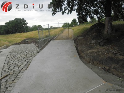 Wrocław: Ostatni miesiąc prac na budowie ścieżki pod mostami Warszawskimi - 7