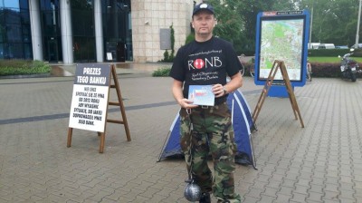 Protest z kulą u nogi: "Niewolnicy banków" - 0