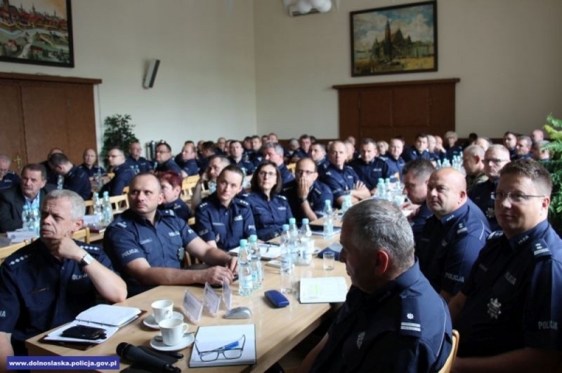 Policja podsumowała pierwsze półrocze: Przestępczość spadła - fot. www.dolnoslaska.policja.gov.pl
