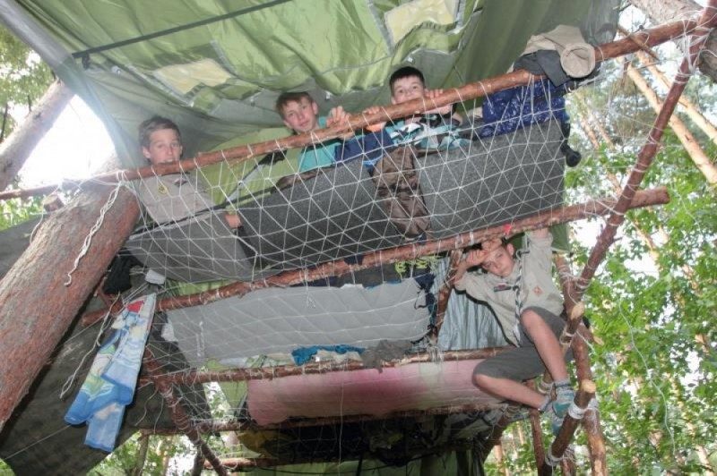 Wakacje bez Internetu, tabletów, z noclegiem... na drzewach (FOTO) - fot. Piotr Słowiński