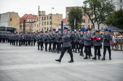 Święto Policji we Wrocławiu. Awanse i medale dla funkcjonariuszy - 7