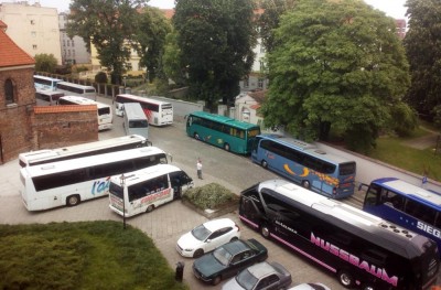 Ścisłe centrum Wrocławia nie dla autokarów z turystami