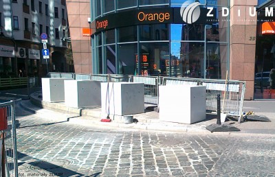 Trwa montaż mebli i wysp bocznych na ul. św. Antoniego (FOTO) - 2
