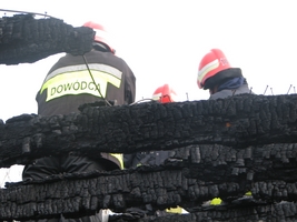 Pożar! 18 rodzin zostało bez dachu nad głową (Zobacz) - 2