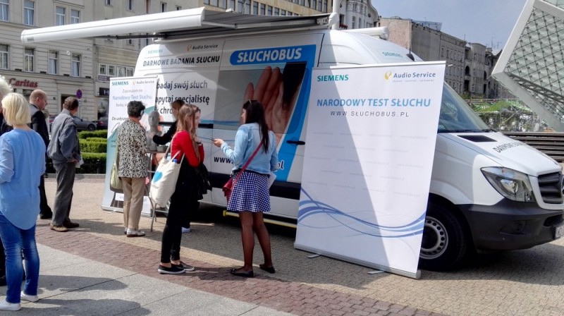 Wrocław: Zbadaj swój słuch i pomóż niesłyszącym dzieciom - fot. materiały prasowe