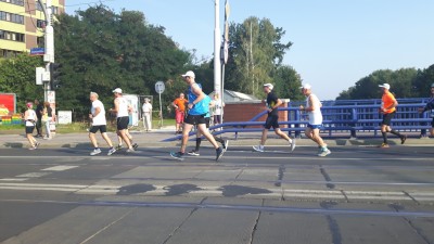 34. Wrocław Maraton: Coraz więcej osób melduje się na mecie - 7