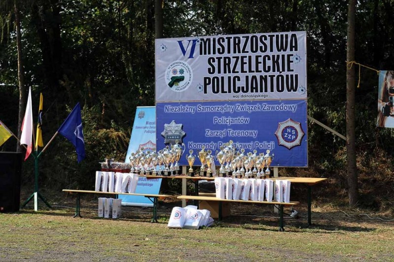 Wrocławska policja strzelała najcelniej -