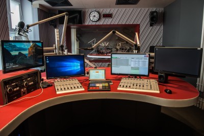 Przyjdź i zobacz, jak wygląda praca radiowca! Czekamy na Was! - 4