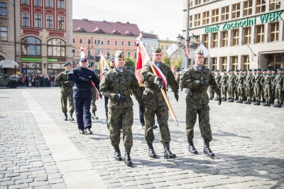 Przysięga wojskowa we wrocławskim Rynku [ZDJĘCIA] - 14