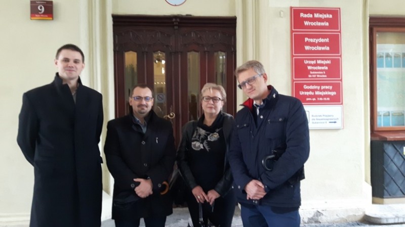 Wrocław: Chcą, by mieszkańcy mogli zabierać głos podczas sesji -
