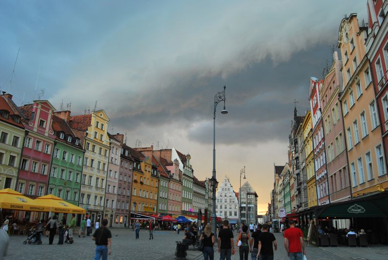 Wrocław liczy, ile straci na kryzysie finansowym - Fot. Agnieszka Chroma