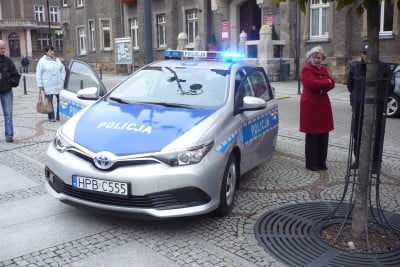 Wałbrzyska policja dostała nowe radiowozy w ramach funduszu obywatelskiego - 6