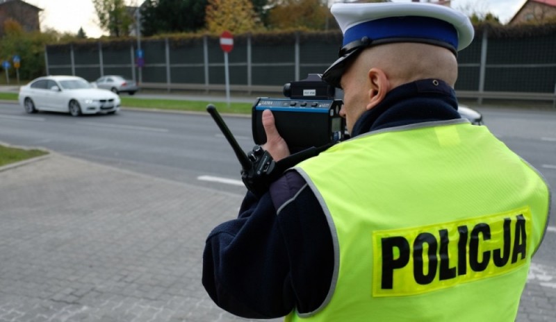 Trwa Akcja Znicz - policja ostrzega - fot. Polskie Radio