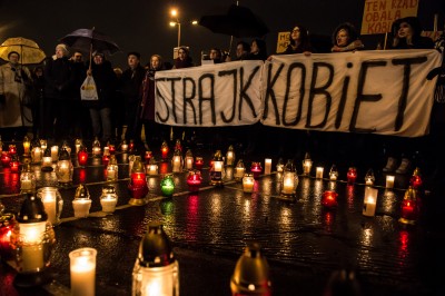 Wrocław: Protesty przed siedzibą PIS (ZOBACZ) - 9