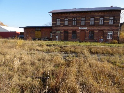 Trasa rowerowa na torach? Miłośnicy kolei bronią nieczynnej linii  - 0