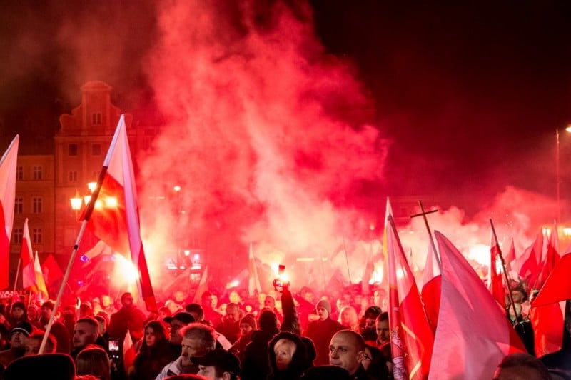 Marsz Patriotów we Wrocławiu [KOMENTARZE, ZDJĘCIA, FILM] - fot. Andrzej Owczarek