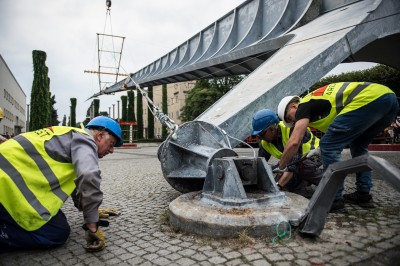 W piątek ponownie postawią Iglicę - 10