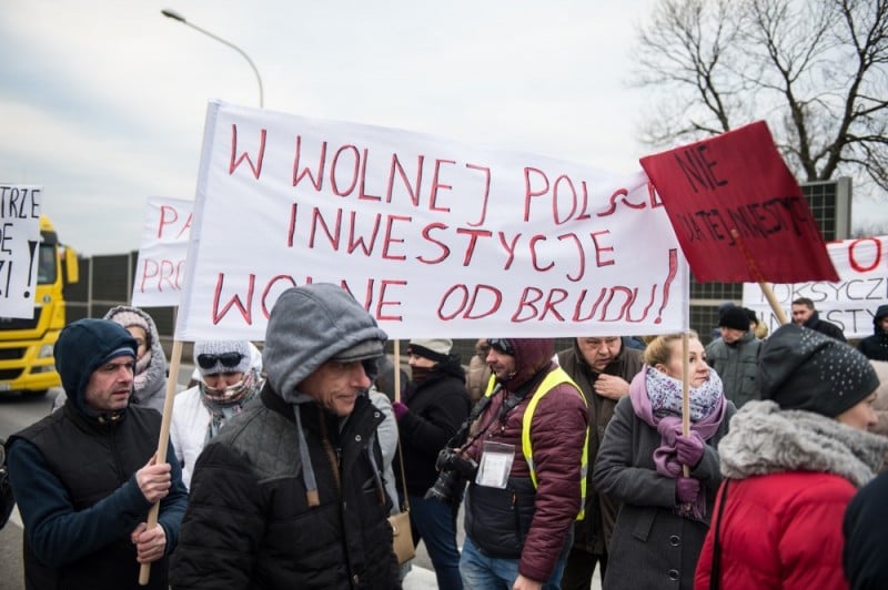 Protest w Środzie Śląskiej. Mieszkańcy nie chcą inwestycji - fot. Andrzej Owczarek