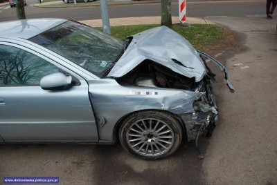 Pijany kierowca staranował 19 pojazdów [ZDJĘCIA] - 3