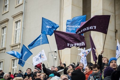 Manifestacja opozycji przed Urzędem Wojewódzkim - 2