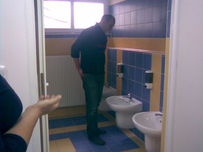 Umywalki dla krasnali we wrocławskiej szkole (Zobacz) - 4