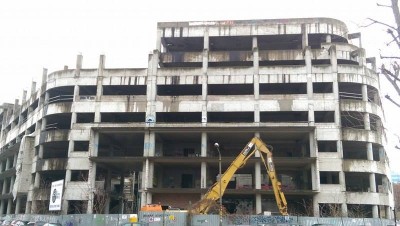 Wrocław: Trwa rozbiórka szkieletora przy Kolejowej [ZDJĘCIA] - 2