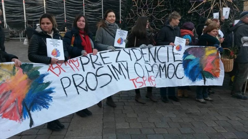 Wrocław: Rodzice walczą o Terapeutyczną Szkołę Podstawową - 