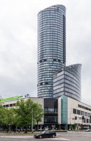 Wrocław: Wyślij babcie i dziadka na bezpłatne badania w Sky Tower