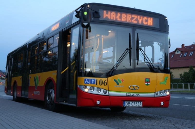Autobusem miejskim z Wałbrzycha do Czech - fot. Bartosz Szarafin