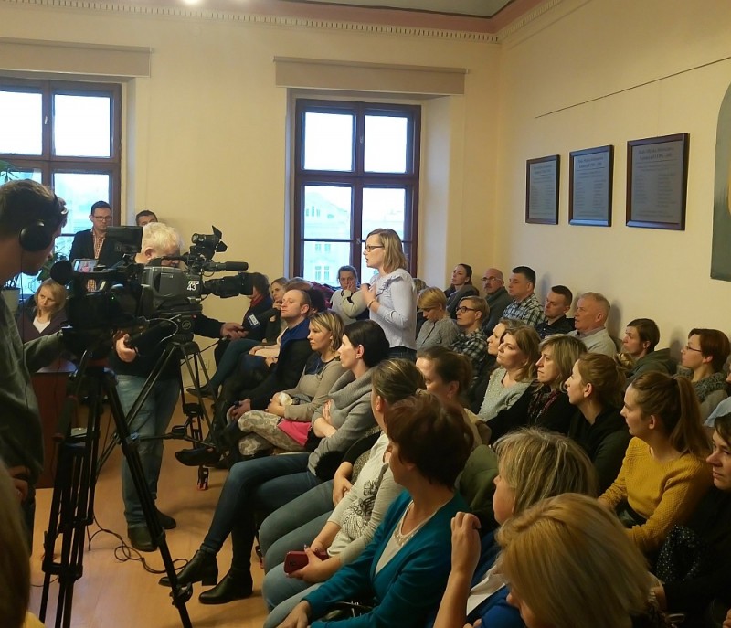 Mieroszów: Podstawówka w Kowalowej do likwidacji. Radni przyjęli uchwałę. - fot. Bartosz Szarafin