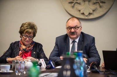 Projekt uchwały antysmogowej: Zakaz palenia węglem i drewnem we Wrocławiu oraz w uzdrowiskach - 0
