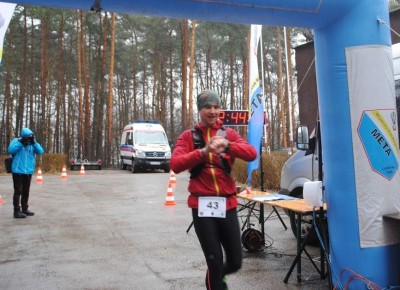 Setka komandosa: Świdnicki policjant przebiegł nocą 100 kilometrów po lesie. Stanął na podium - 2