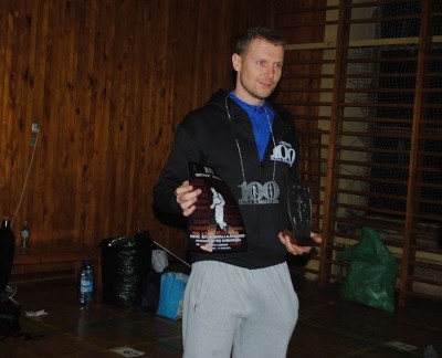 Setka komandosa: Świdnicki policjant przebiegł nocą 100 kilometrów po lesie. Stanął na podium - 3