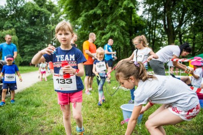 Rywalizacja rodzinnych duetów, czyli Bieg Rodzinny Radia Wrocław [FOTO] - 14
