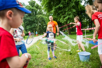 Rywalizacja rodzinnych duetów, czyli Bieg Rodzinny Radia Wrocław [FOTO] - 15